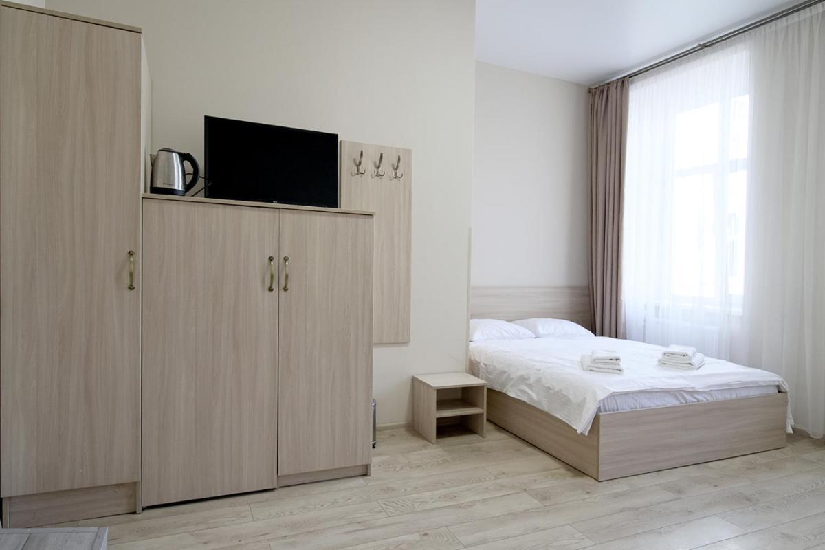 Buk Apartments On Doroshenka 25 Lviv Eksteriør bilde